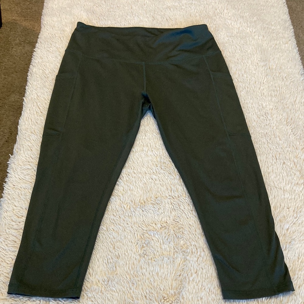Zella Crop Leggings